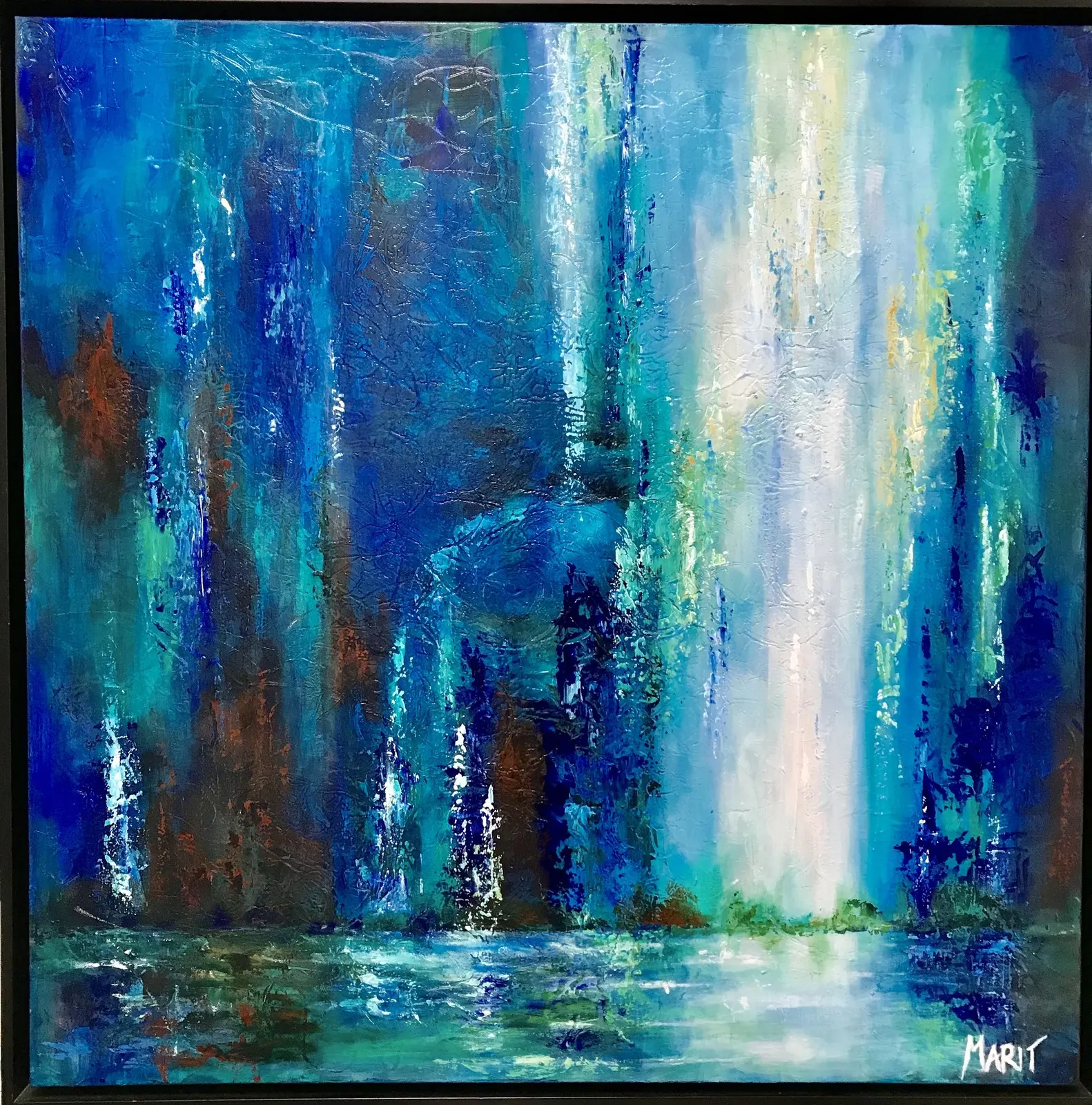 RAINFOREST WATERFALL av Marit Stjernberg