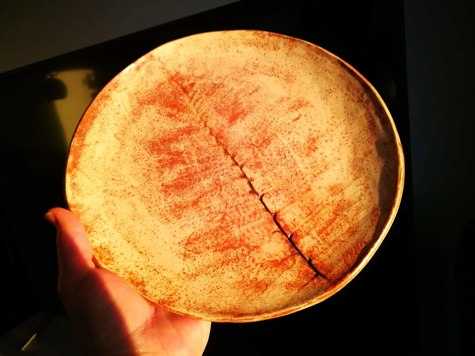 Tallrik "Autumn" av Maja Marosi Pezo