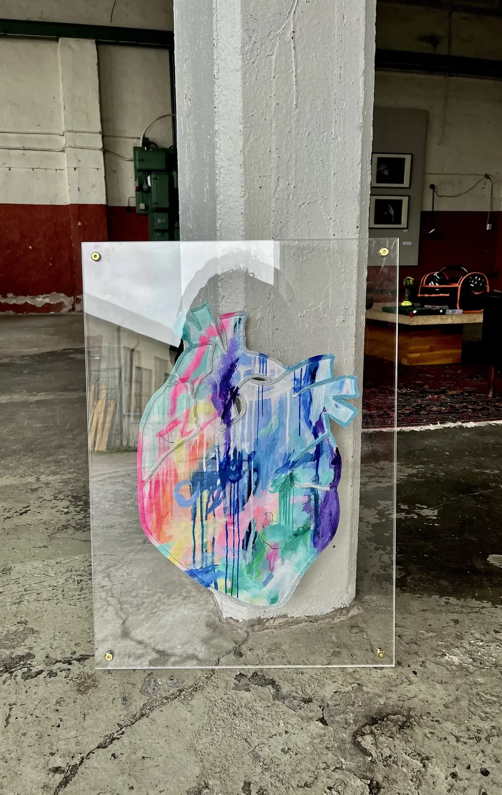 My heart is a mess av Sara "OBSKYR" Källberg