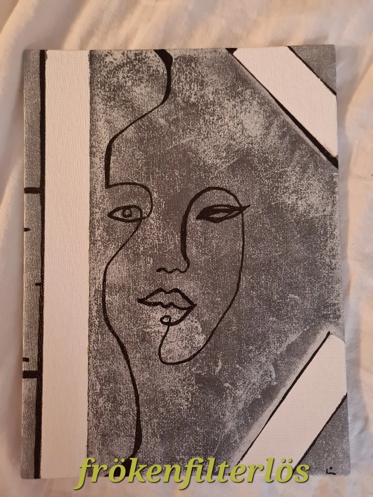 Akrylmålning Mother Grey av Linda Karlberg