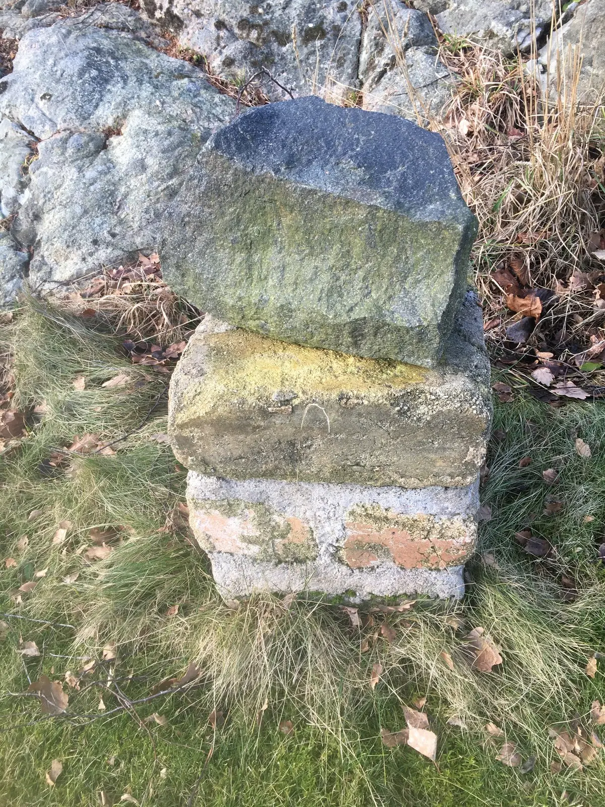 Skulptur Sten på sten av Karin Olander Carlson