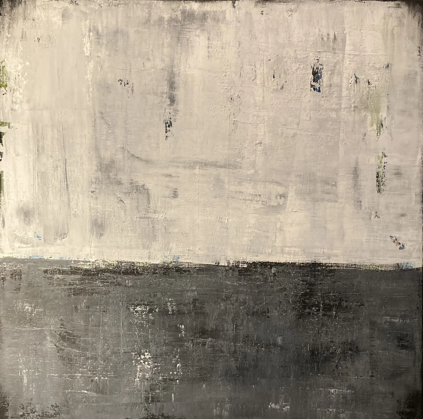 Akrylmålning White over grey av Pontus Wåhlström