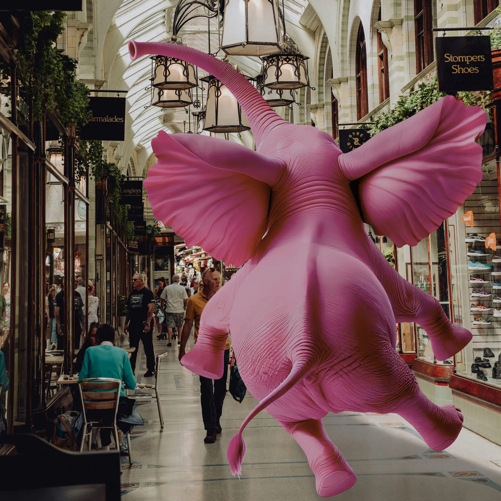 Happy Elephant in a Royal Arcade av Jörgen Thornberg