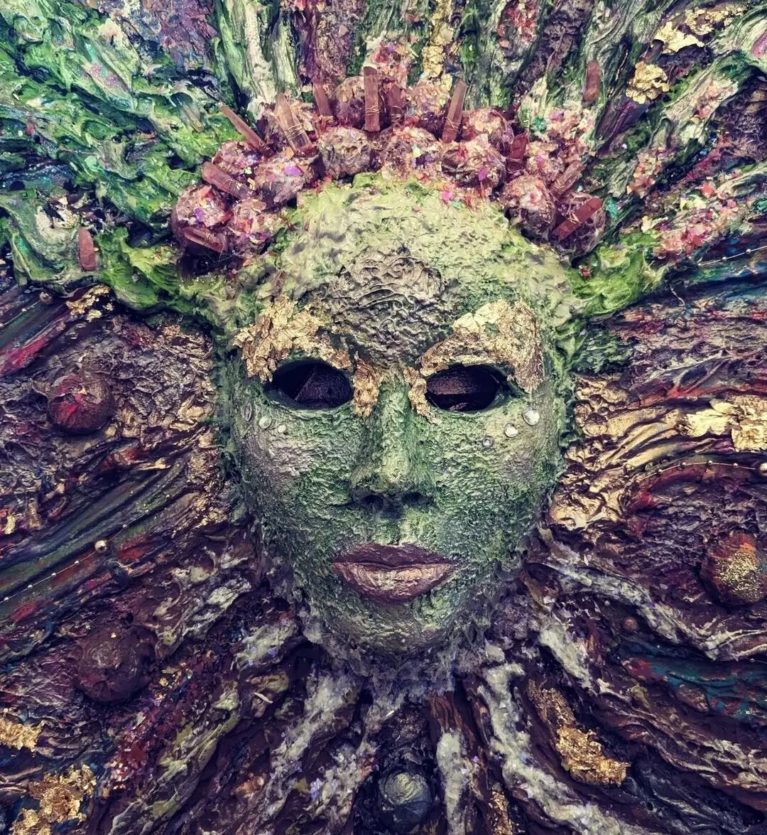 Queen of life av Emma Centervärn