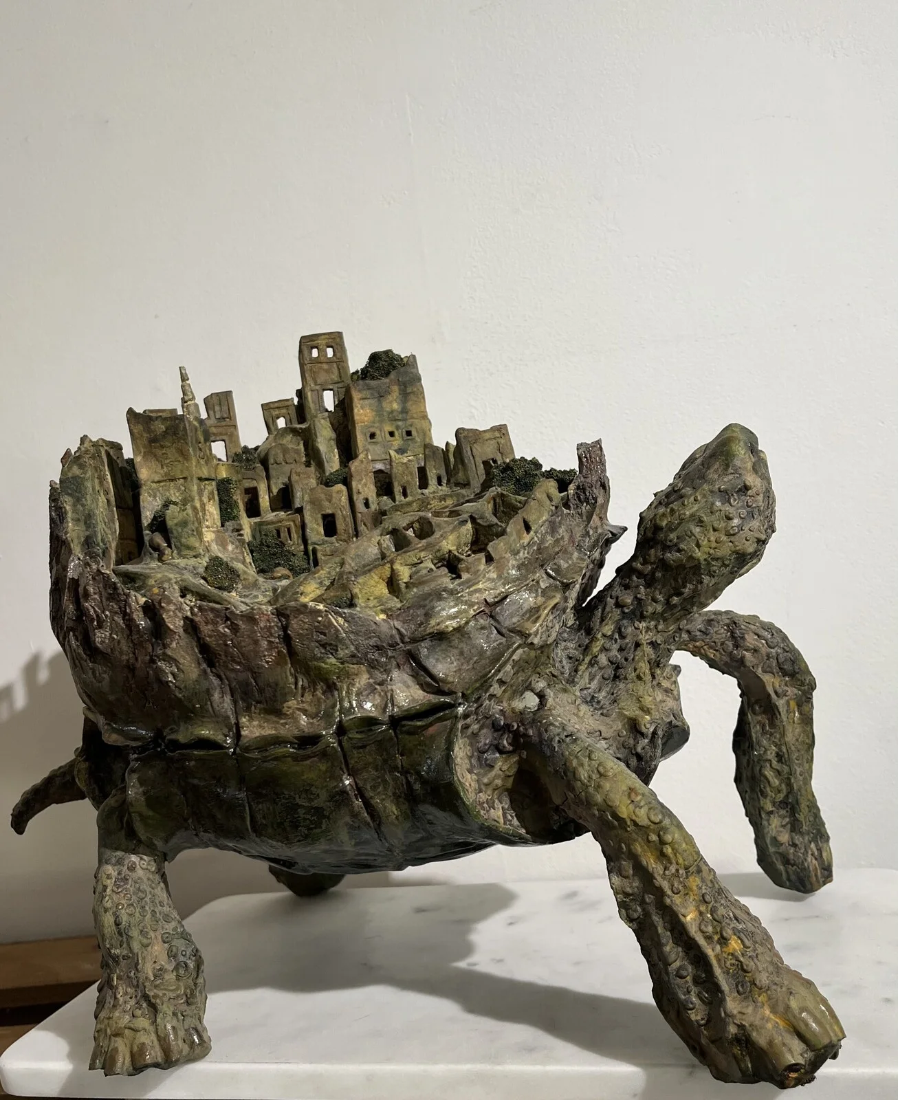 Skulptur Anowara Kowa av Lelle. E. Svensson