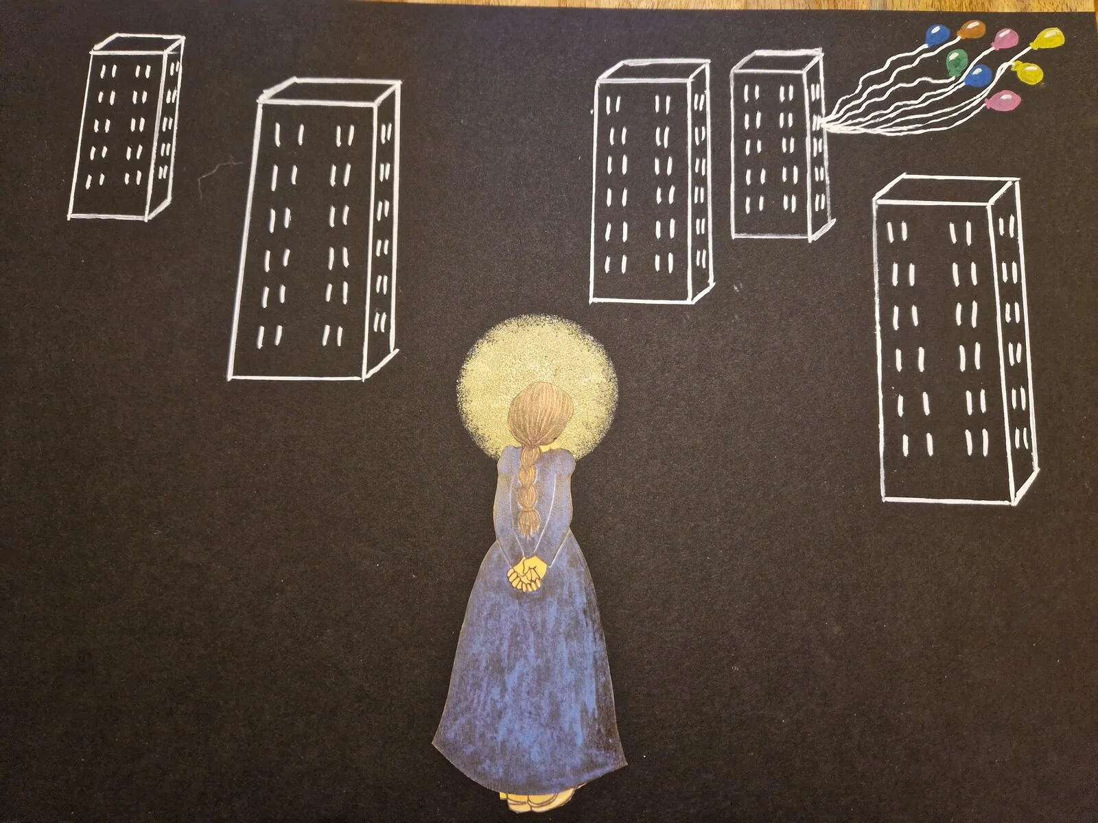 She is here av Therese Klaar