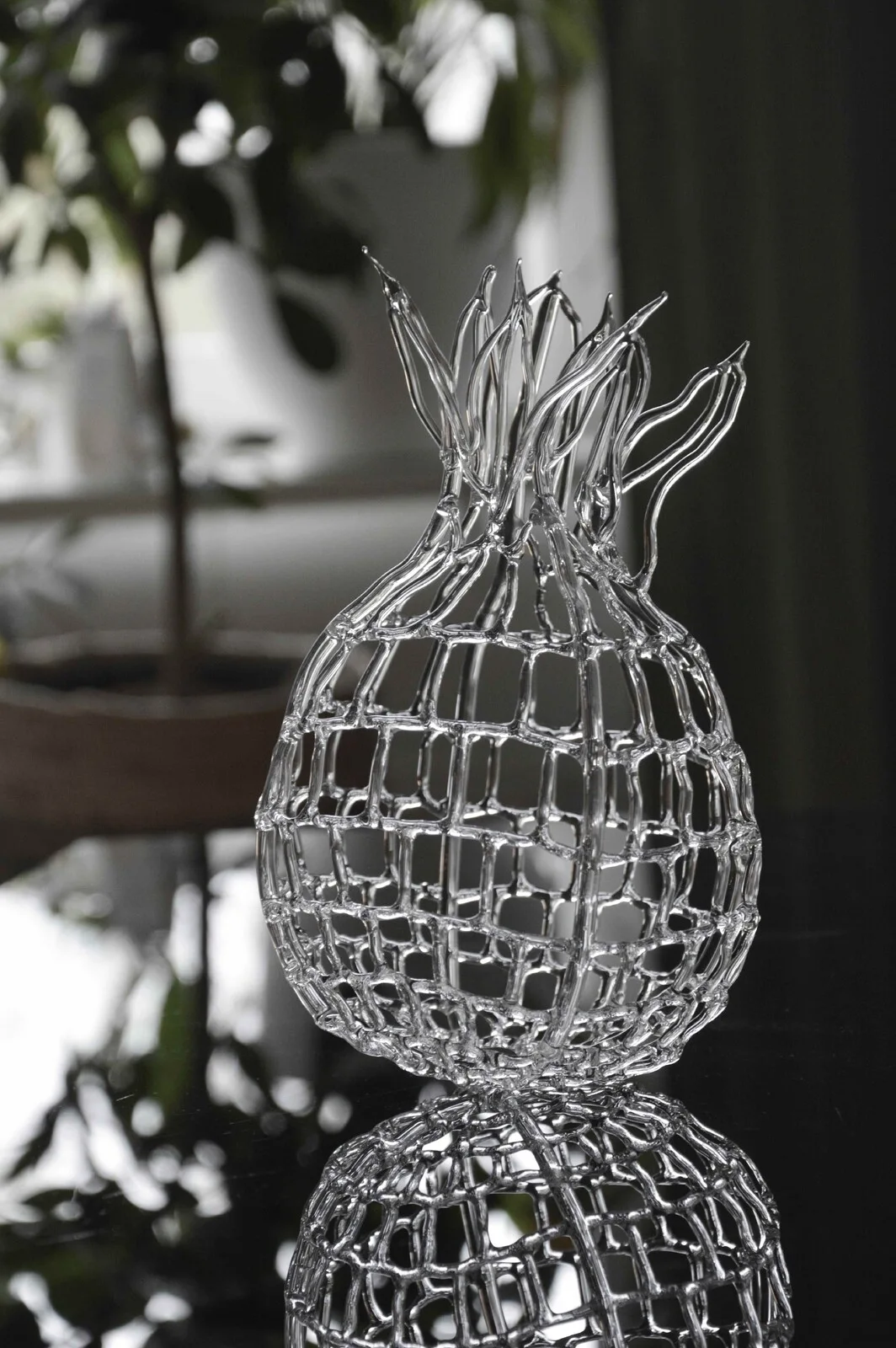 Skulptur Grenadine av Mira Davida