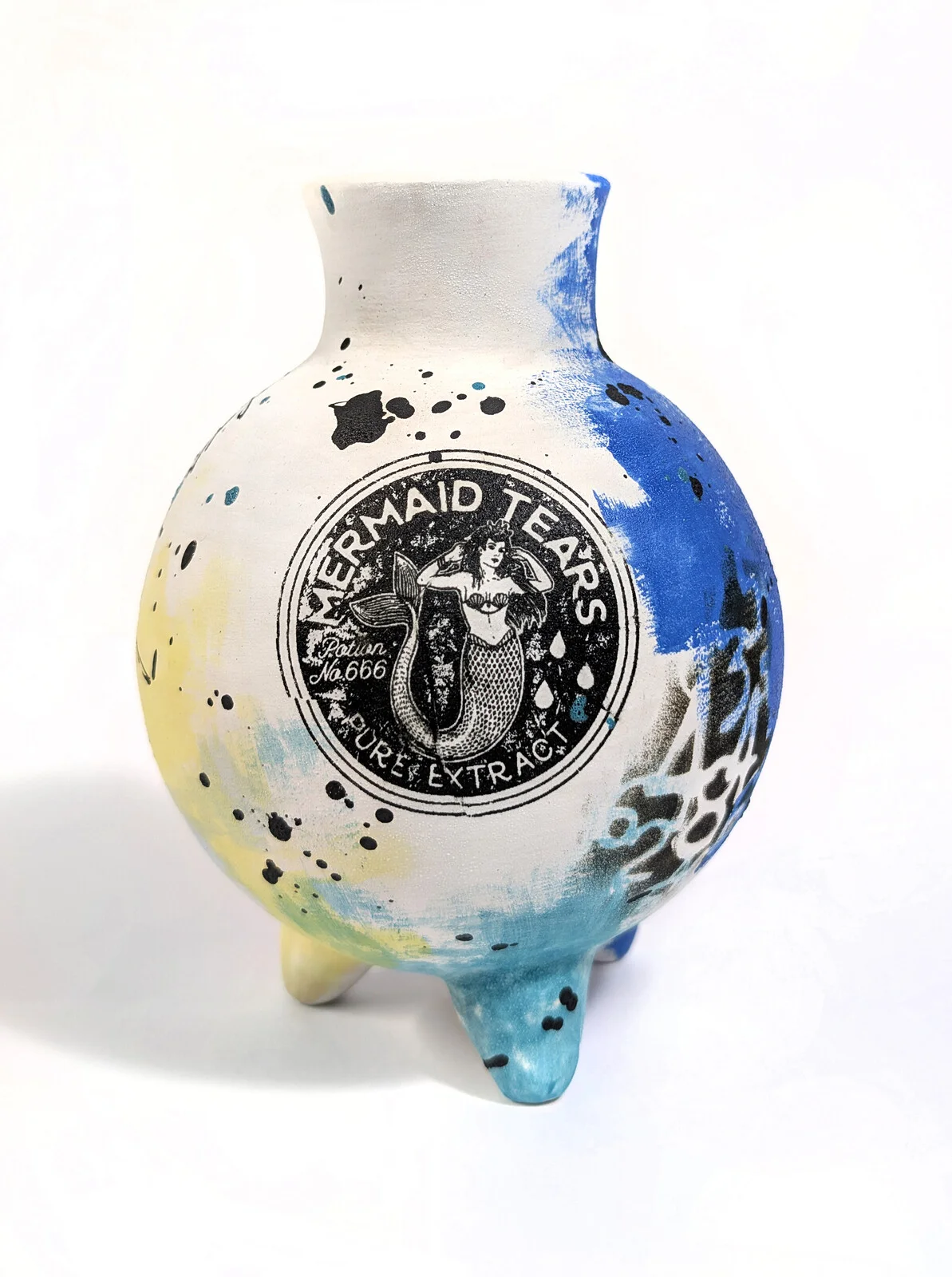 Art vas rund 9 av Helena Henriksdotter