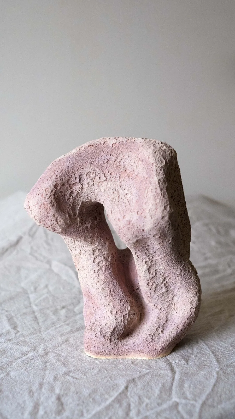 Skulptur Withered I av Hedvig Wissting