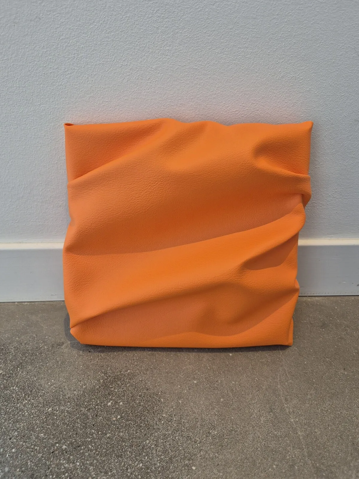Wrinkled harmony 2 av Stefania Koulakidou Schmidt