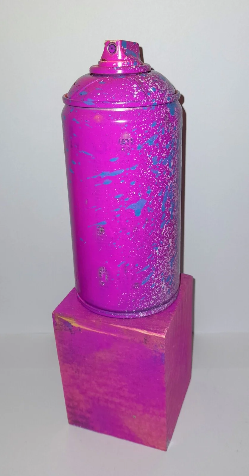 Spraycan Rock. av Robert Landström