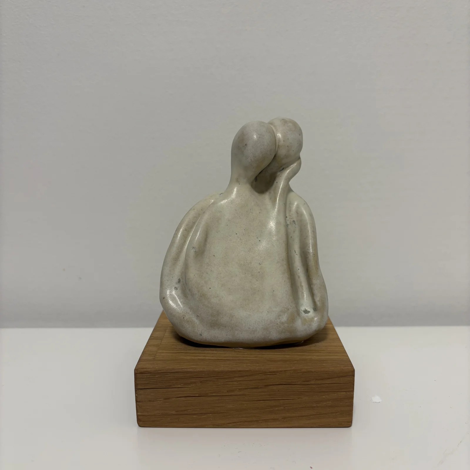 Skulptur Affection av Julia Linder