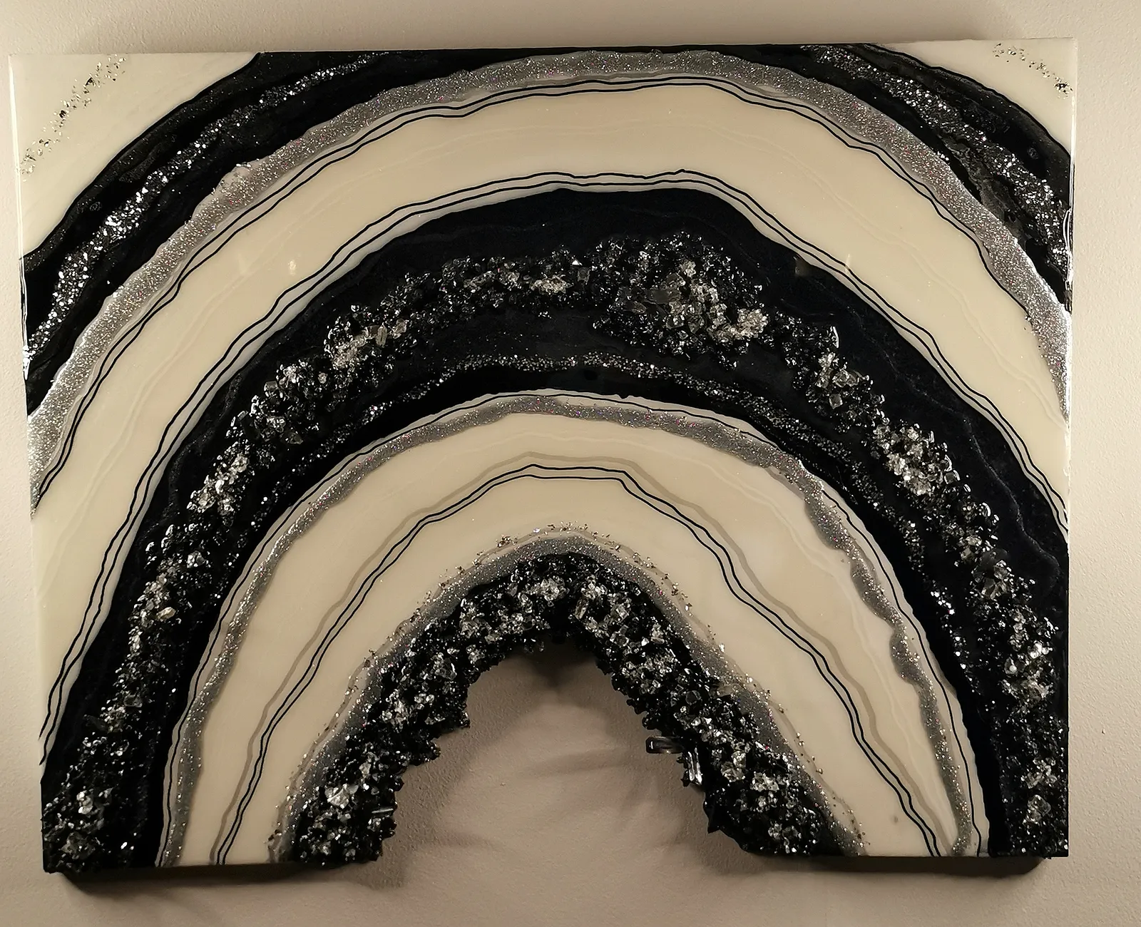 Strata - Noir Arc av Studio Strata