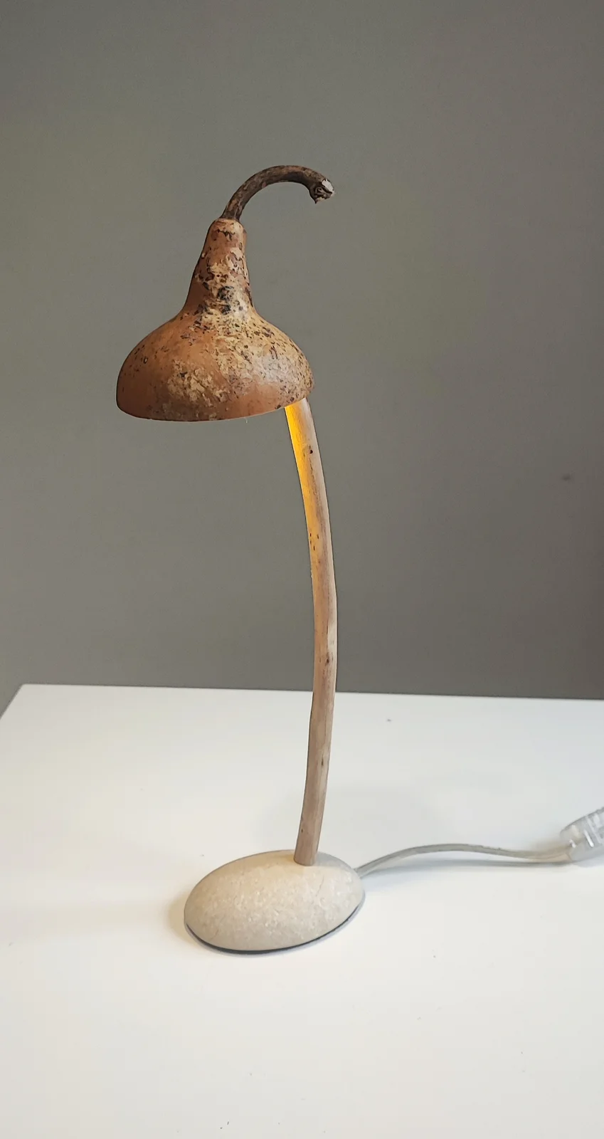 Lampa 2 av Milenko Popovic