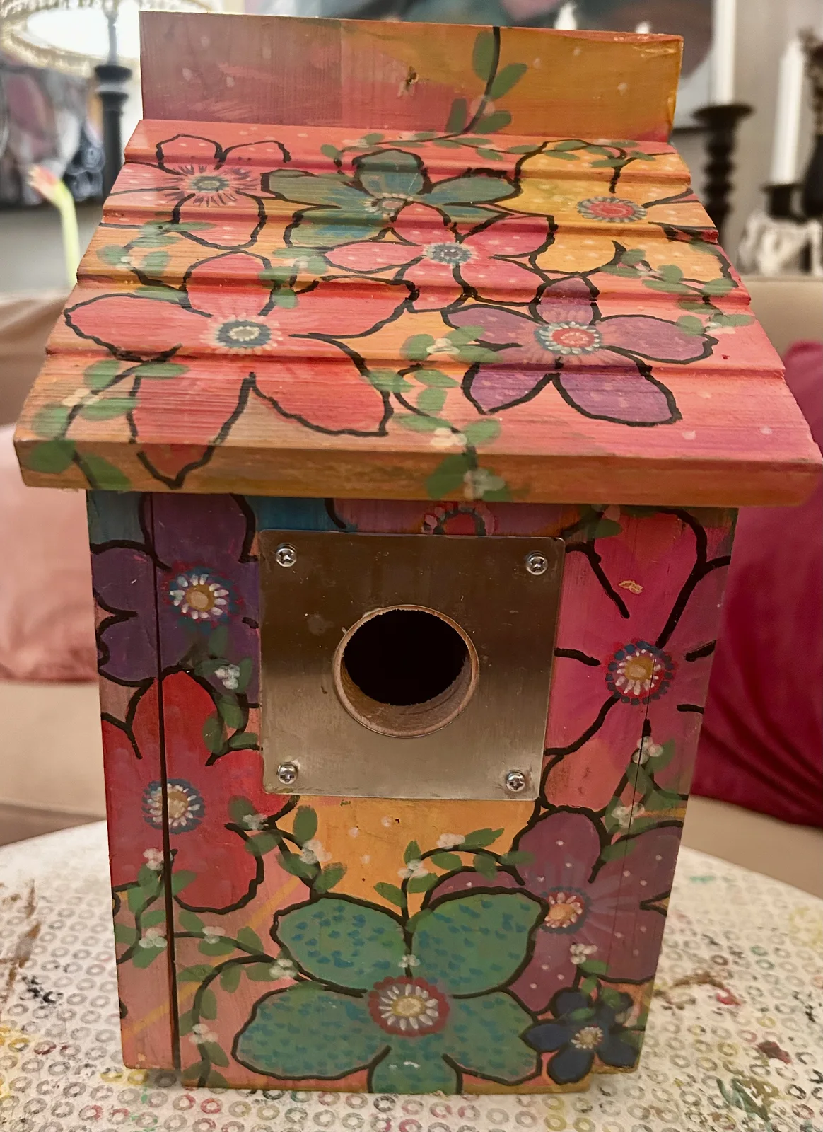 Akrylmålning Flitiga Lisa av Susanne Lovén