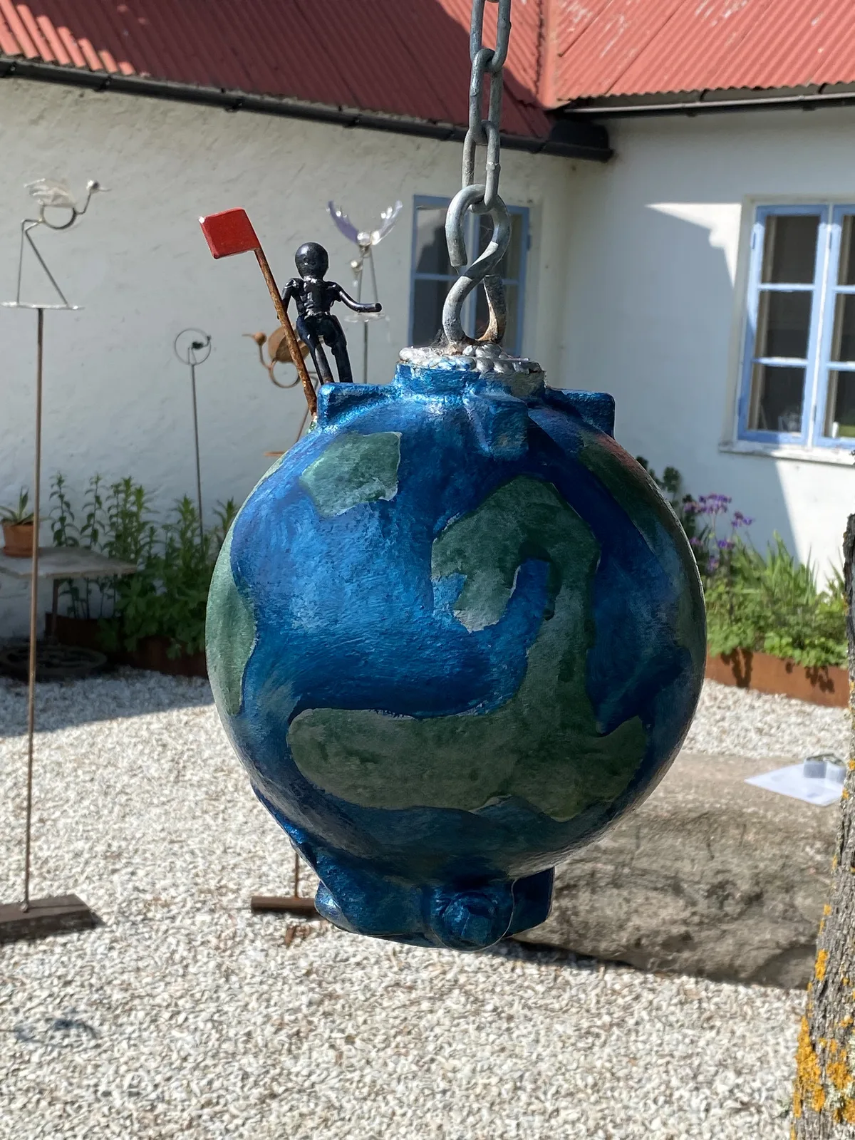 Skulptur Planeten av Stefan Skimutis