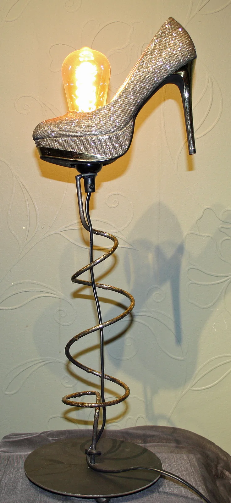 Skulptur Snake av Richard Klarby