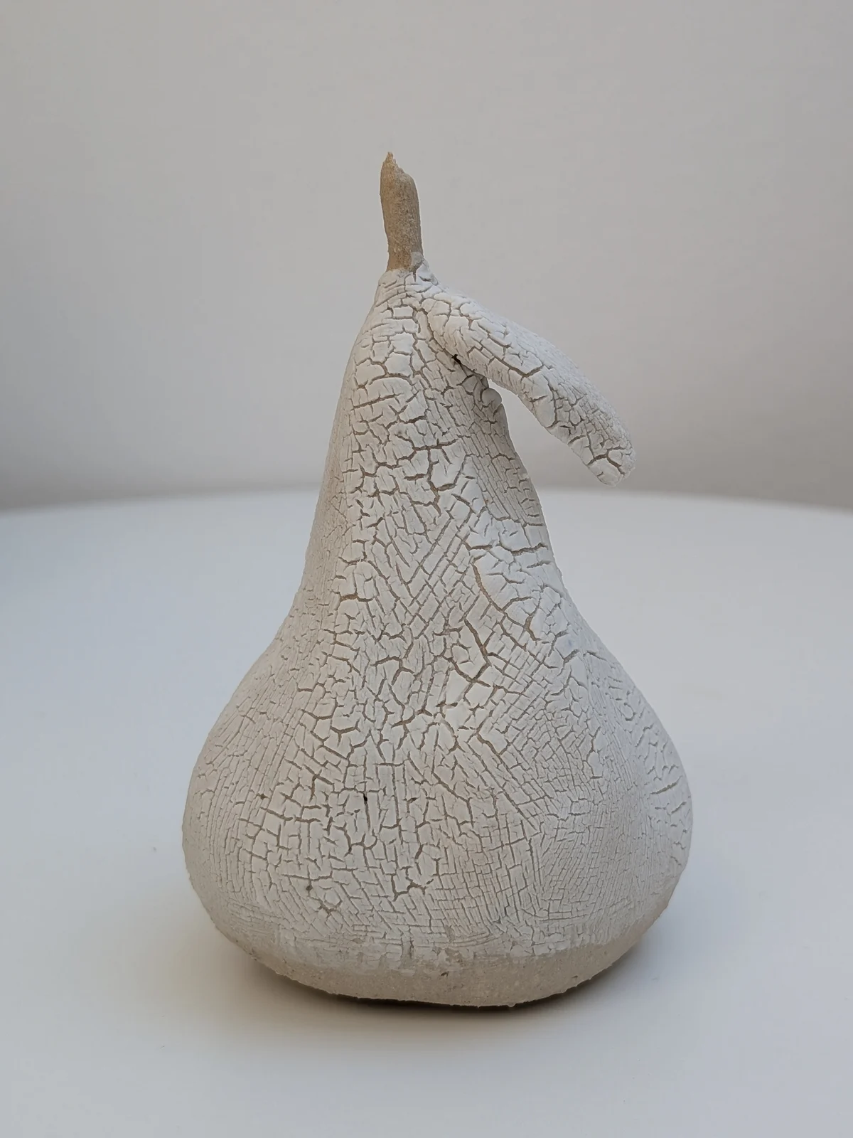 Skulptur Päron i förvandling av Jeanette Svensson