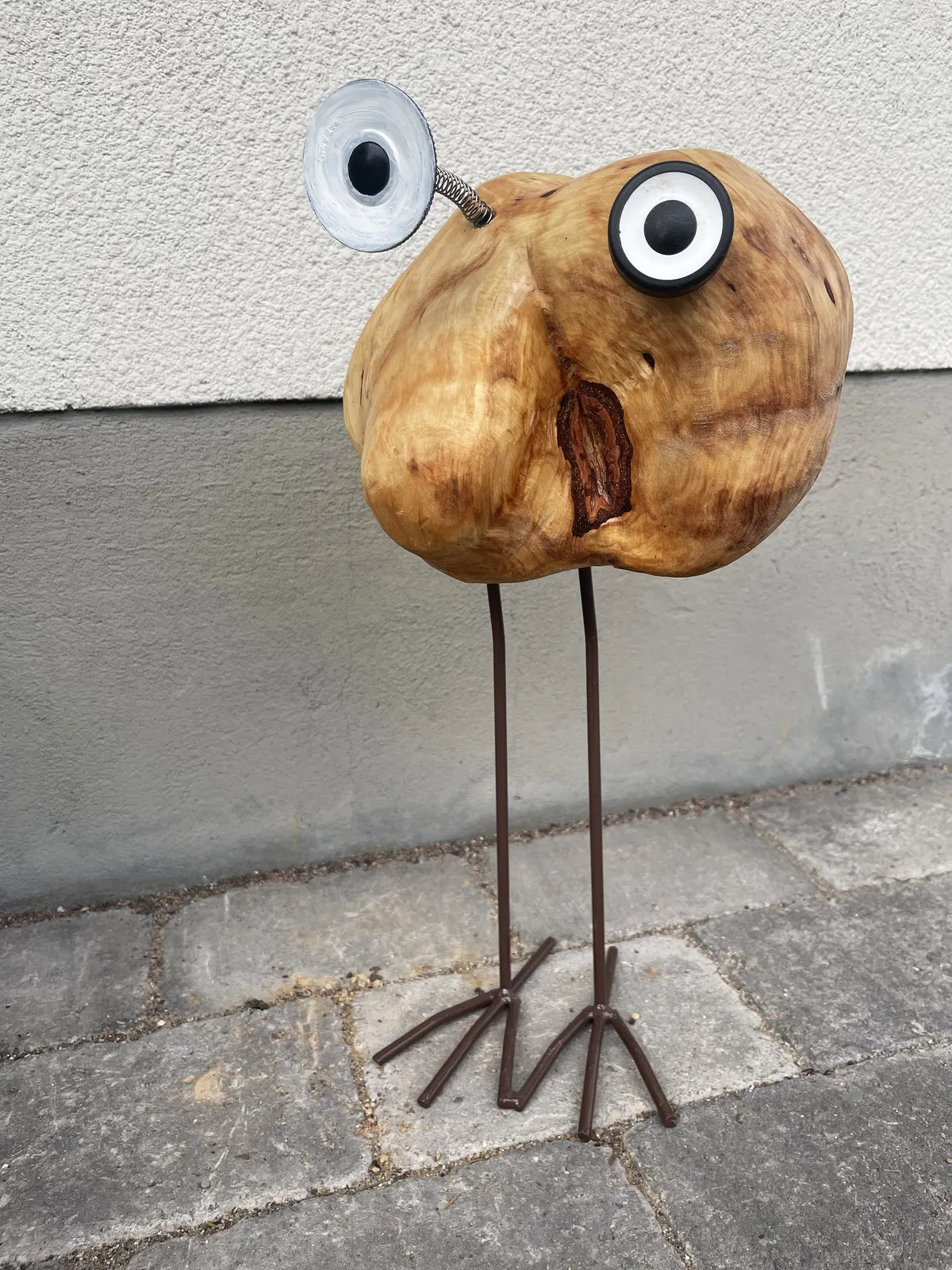 Skulptur Cephalopoda ex excrescentia (Påven) av Niklas ”Pix” Bodin