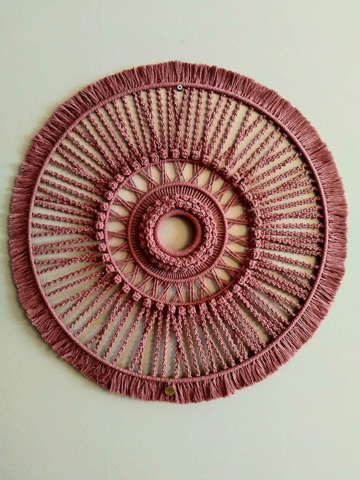 Nyponros av Erika Breiner