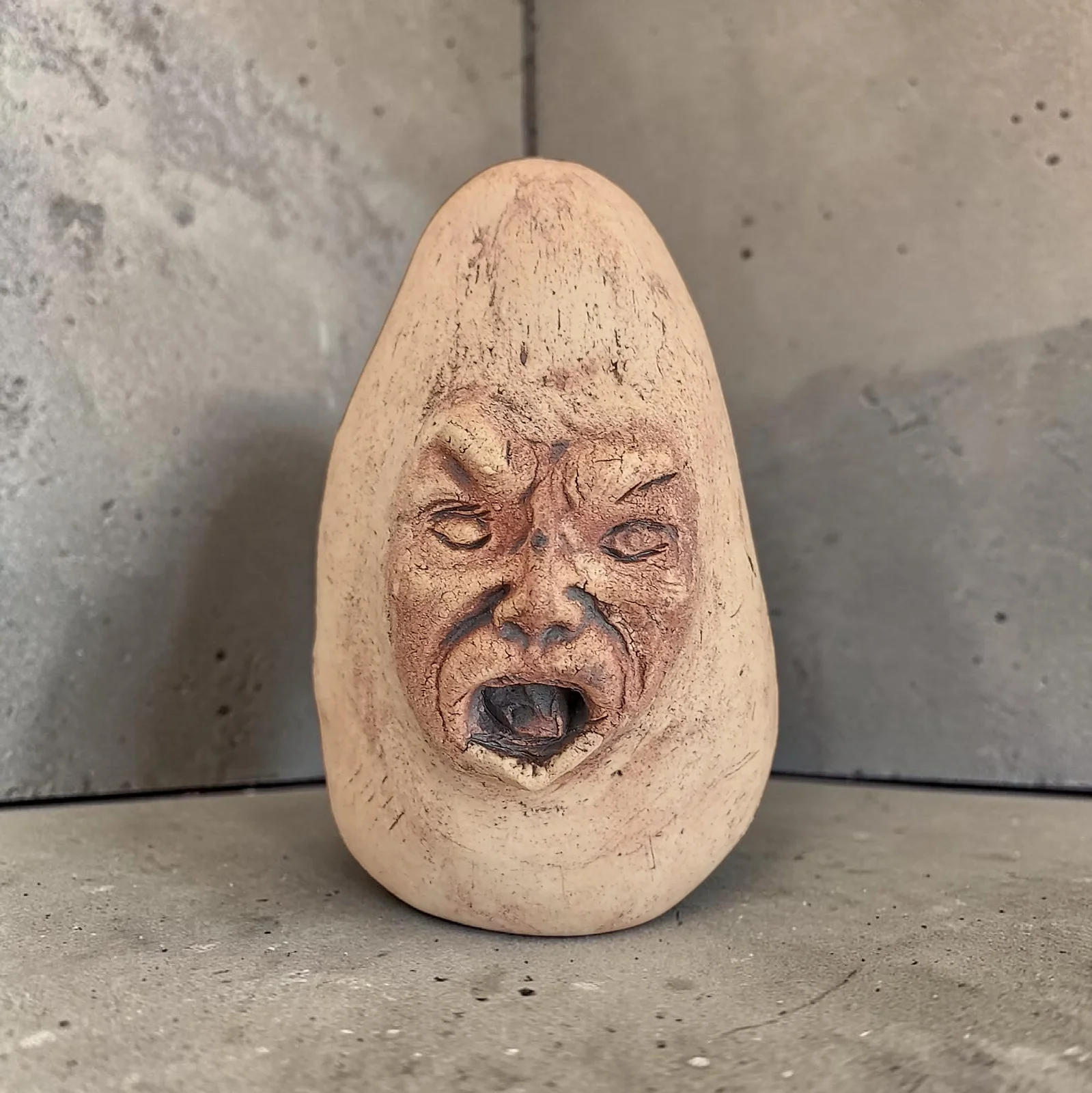 Skulptur Rötägg 2 av Åsa Hansson