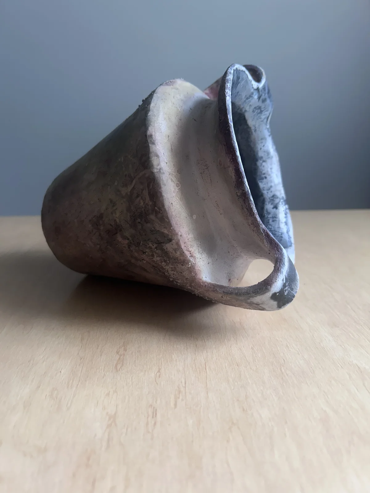 Skulptur Tenaro av Beti Velkoska DDBC Keramik