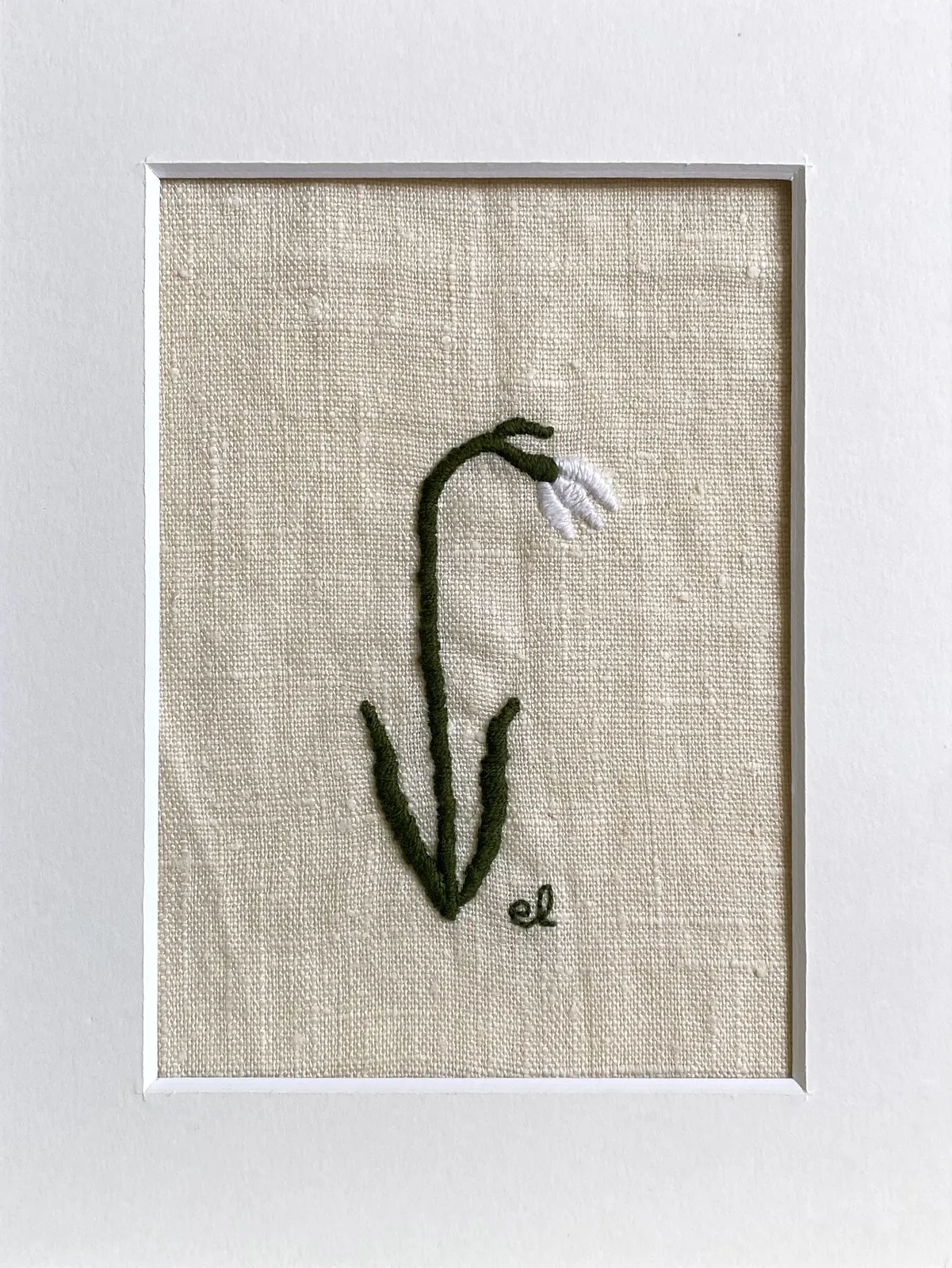 Broderi Snödroppe IIII av Emma Lehtola