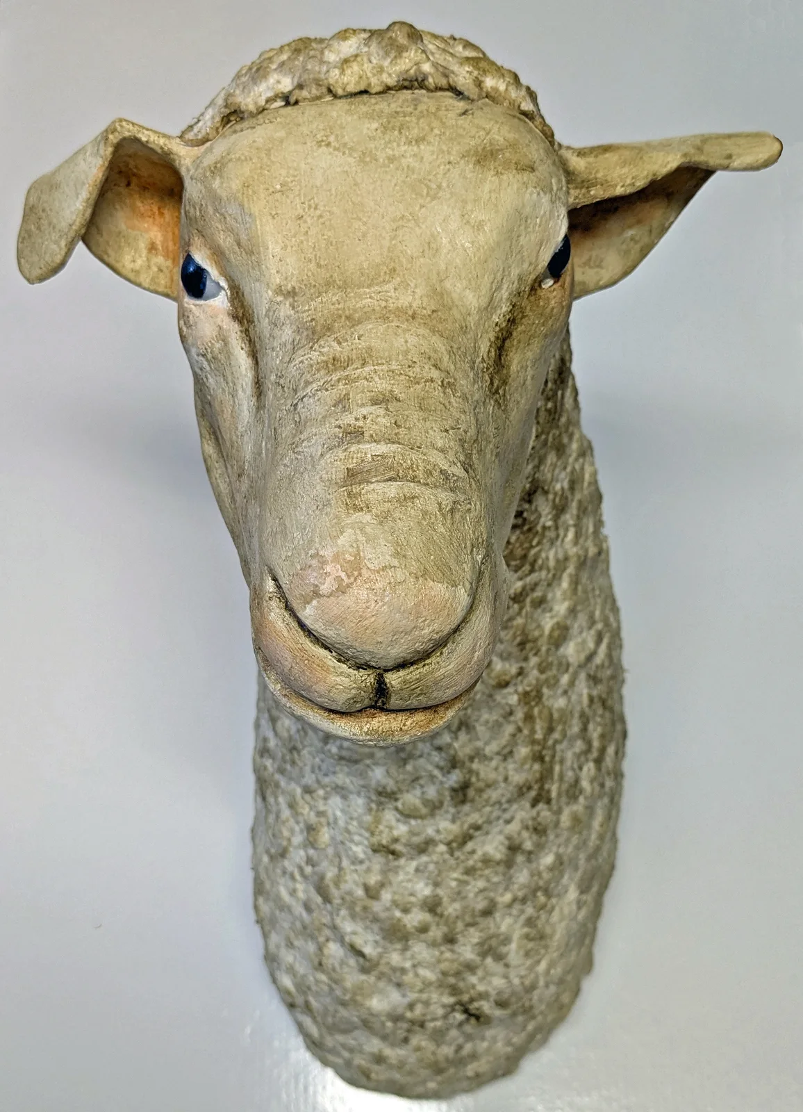 Skulptur Får 1 av Eva Alexanderson