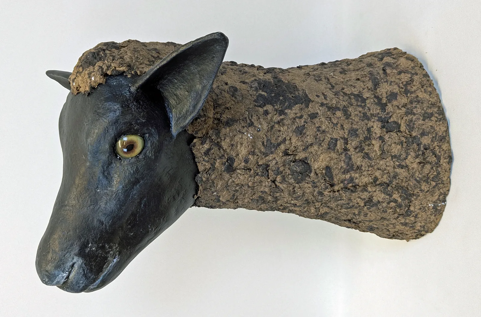 Skulptur Får 5 av Eva Alexanderson