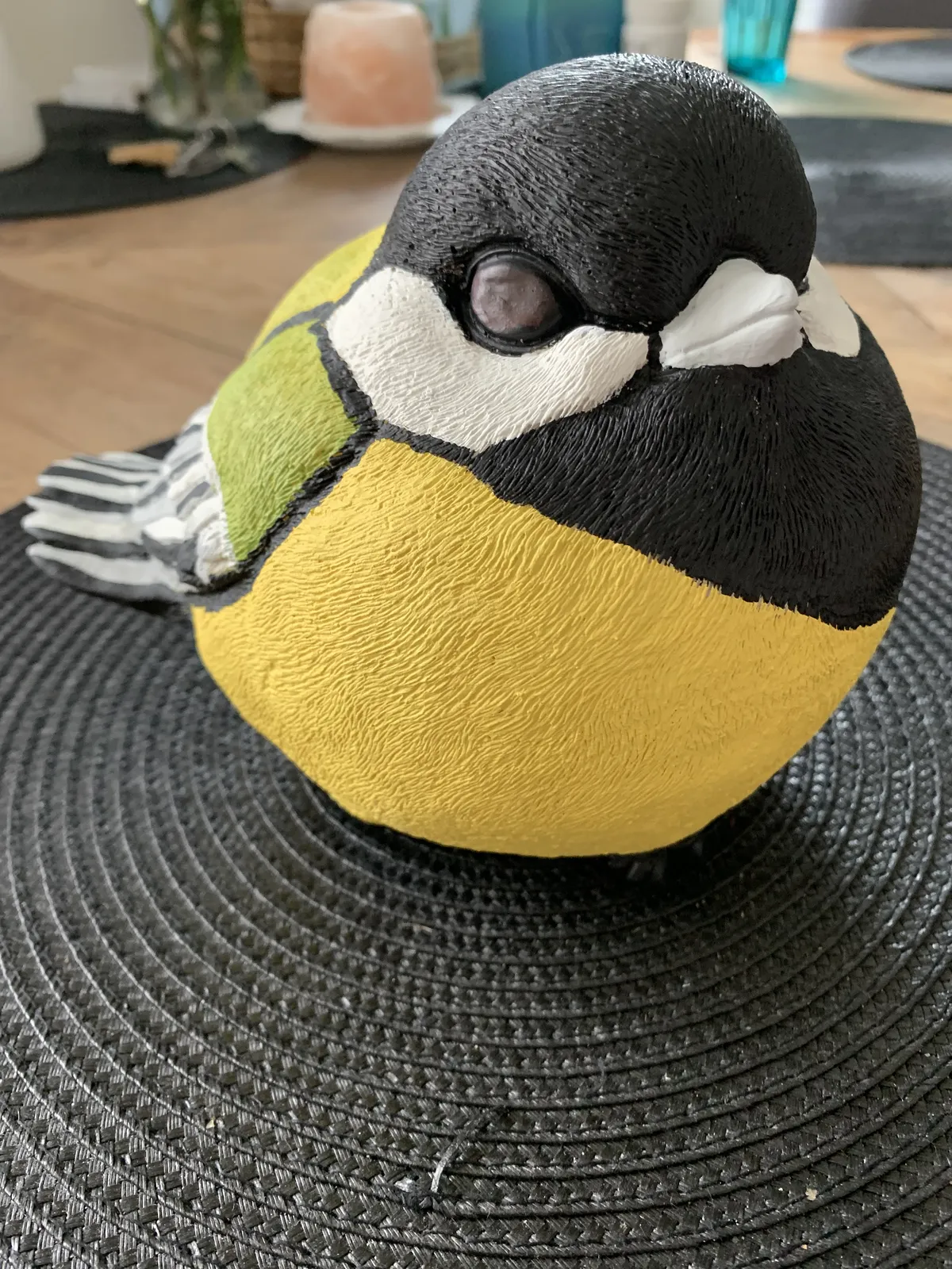 Skulptur Talgoxe i betong av Jeanette Lindstammer