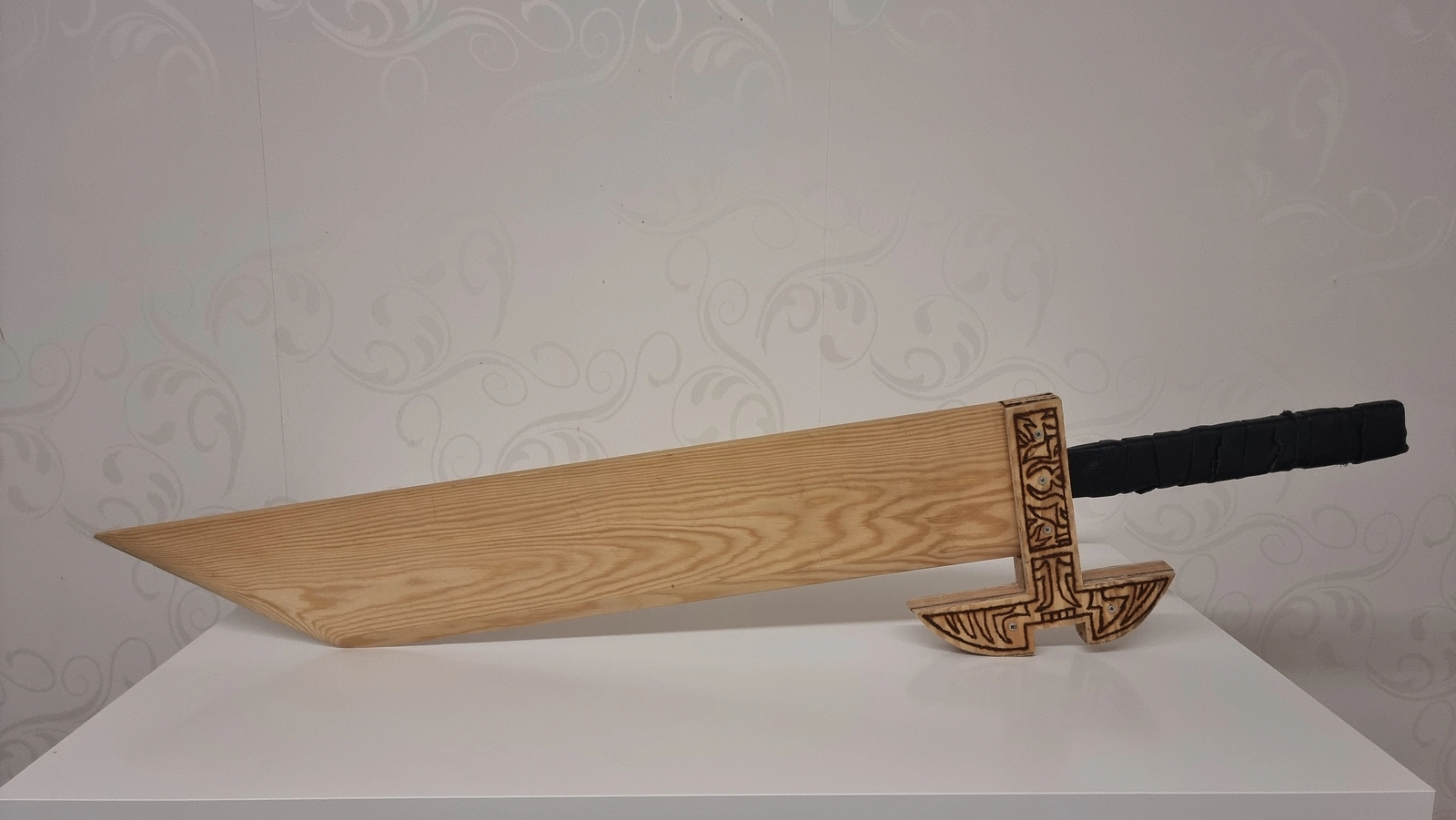 Tribal Buster Sword av Infinite Fantasy