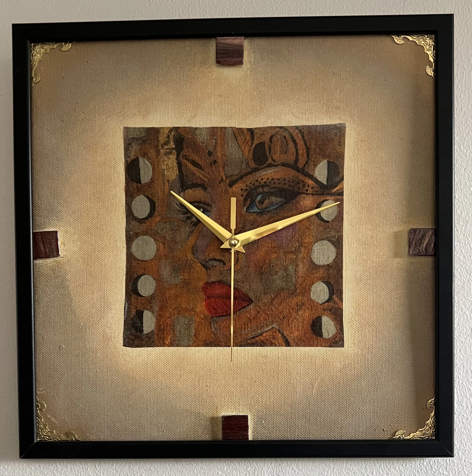 Timeless Gaze av Nadia Jahangiri