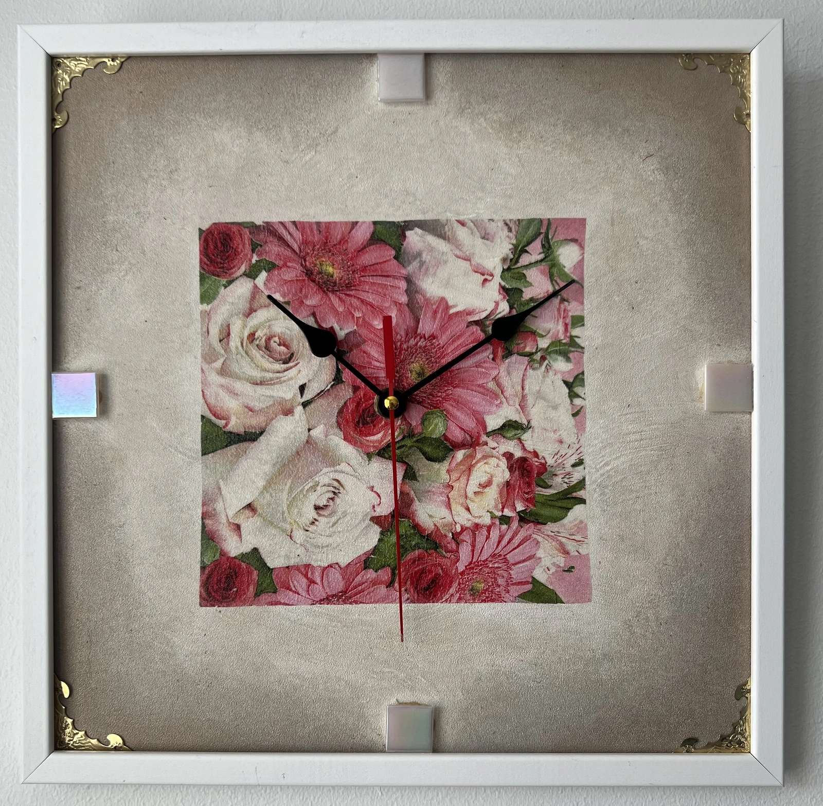 Rose Moments av Nadia Jahangiri