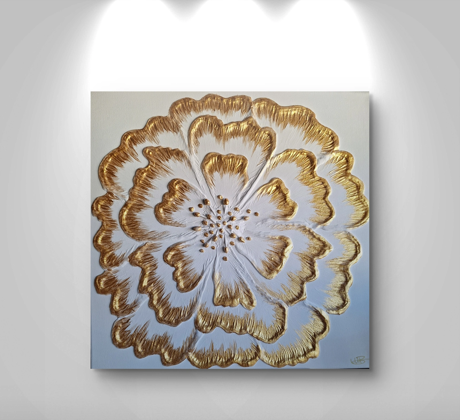 Golden flower av Malin Boman