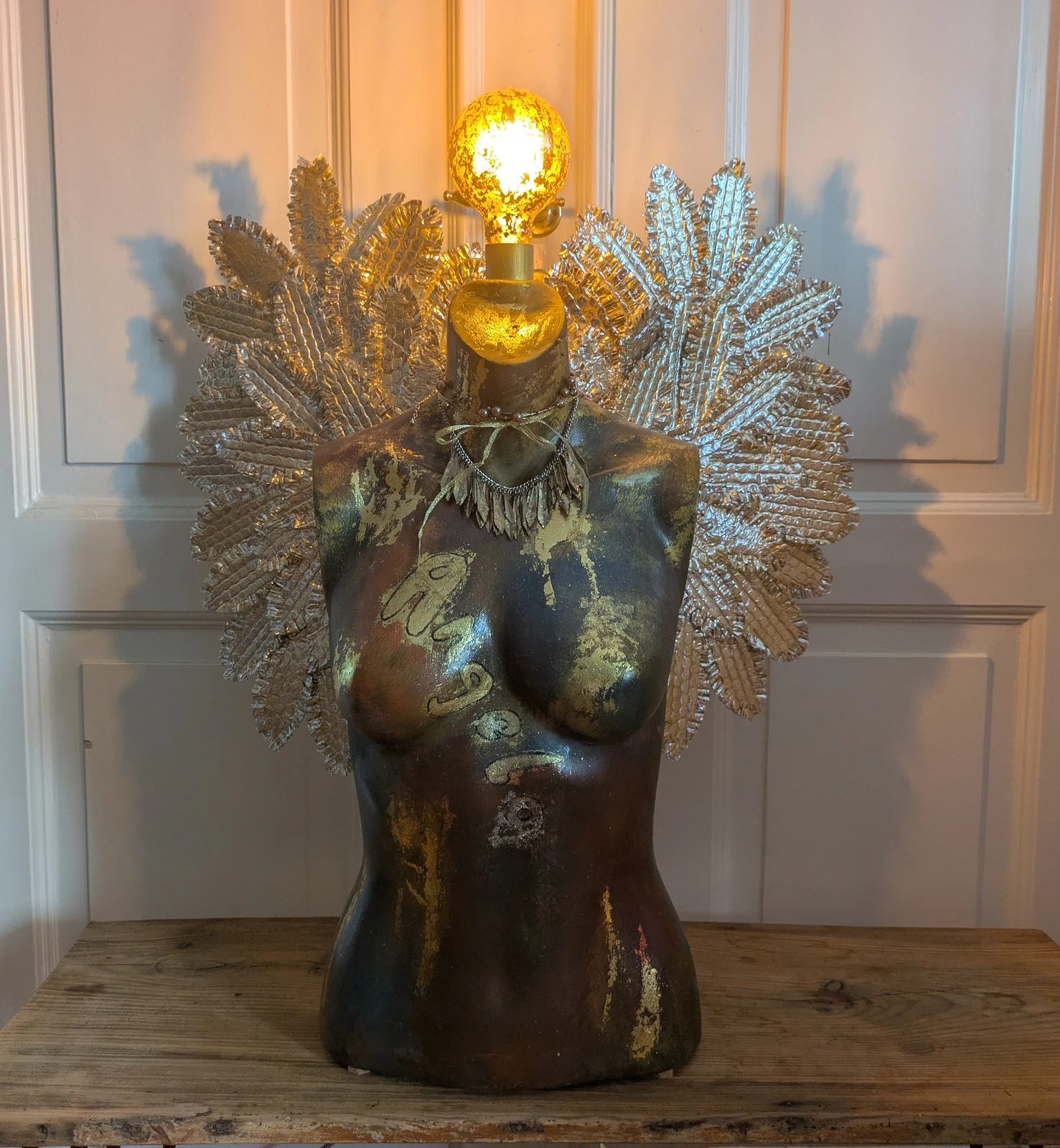 Skulptur Angela av EVA ENESTRÖM