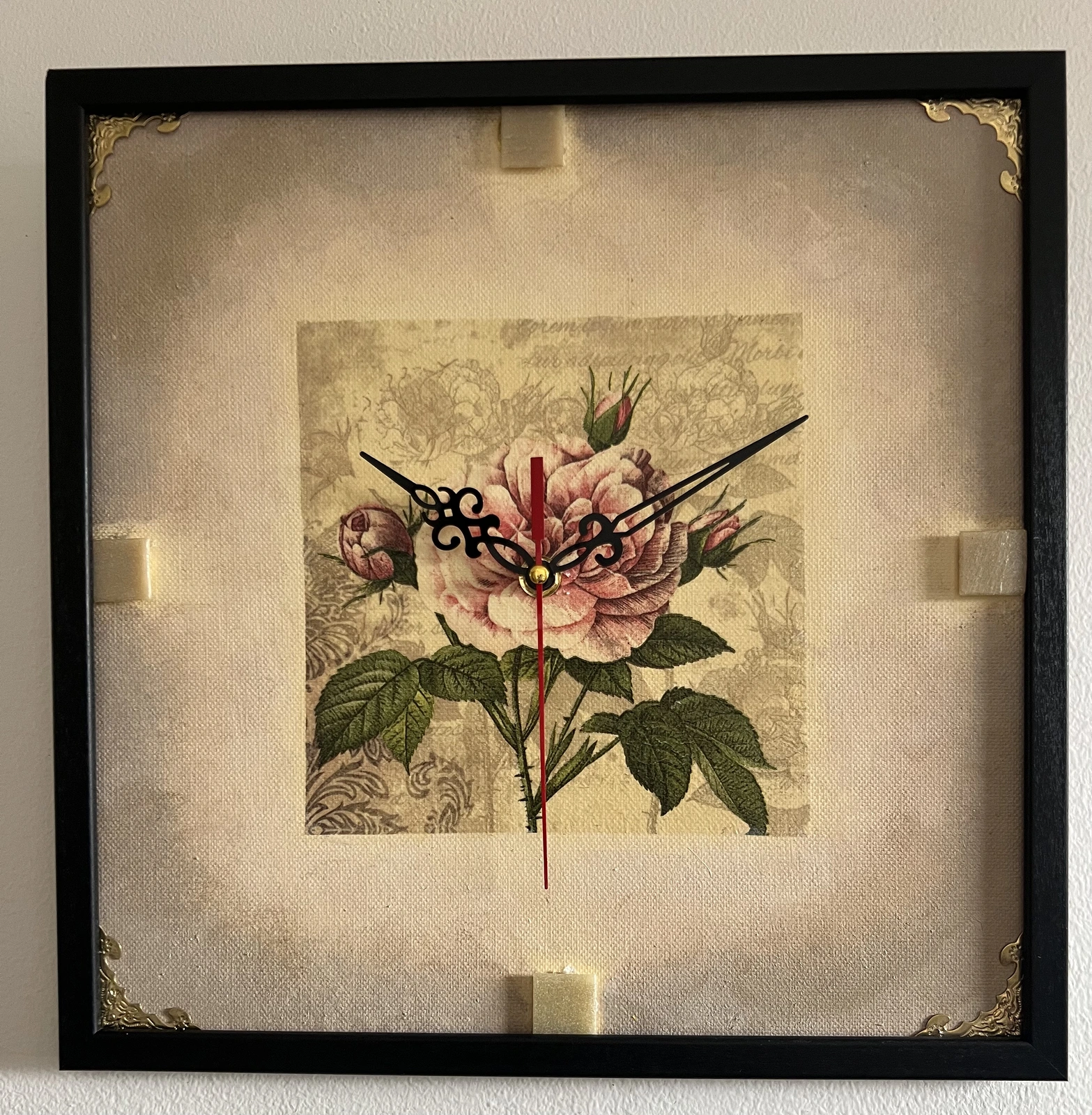 Vintage Rose av Nadia Jahangiri