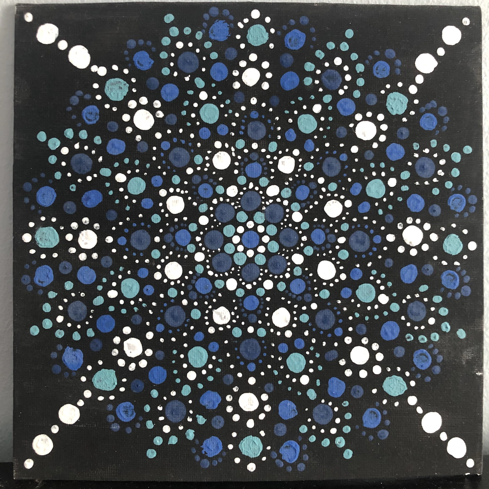 Atom av Maria Nilsson