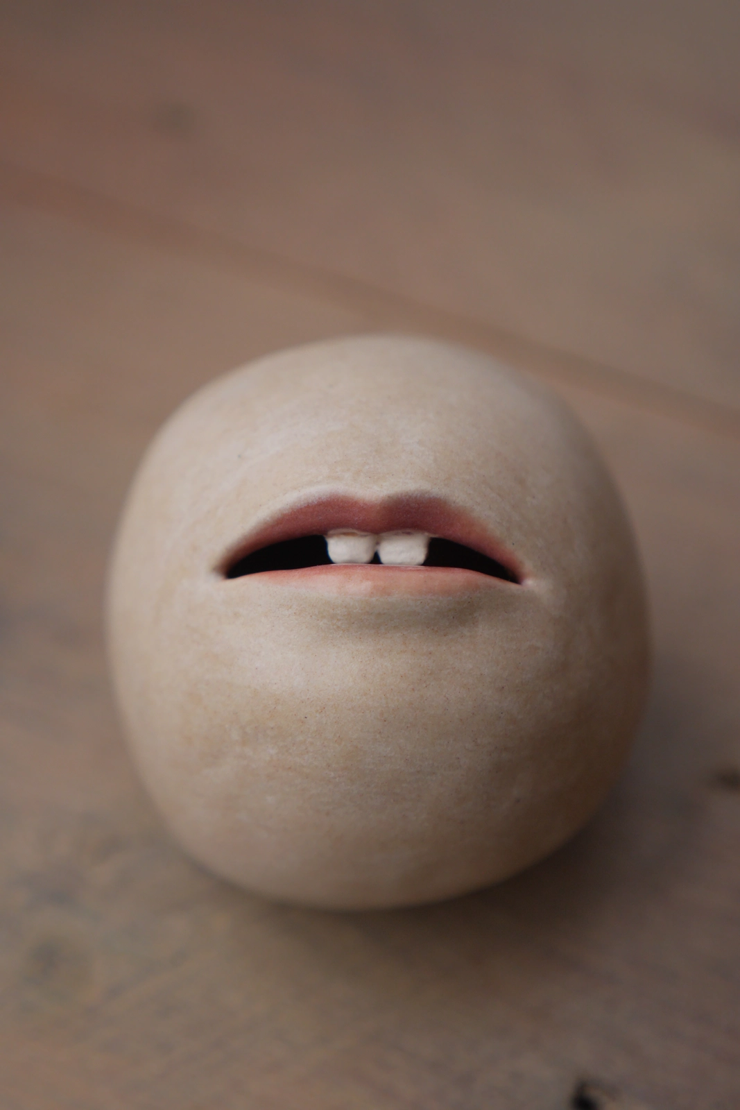 Skulptur Pick me av Jacqueline Hellmann