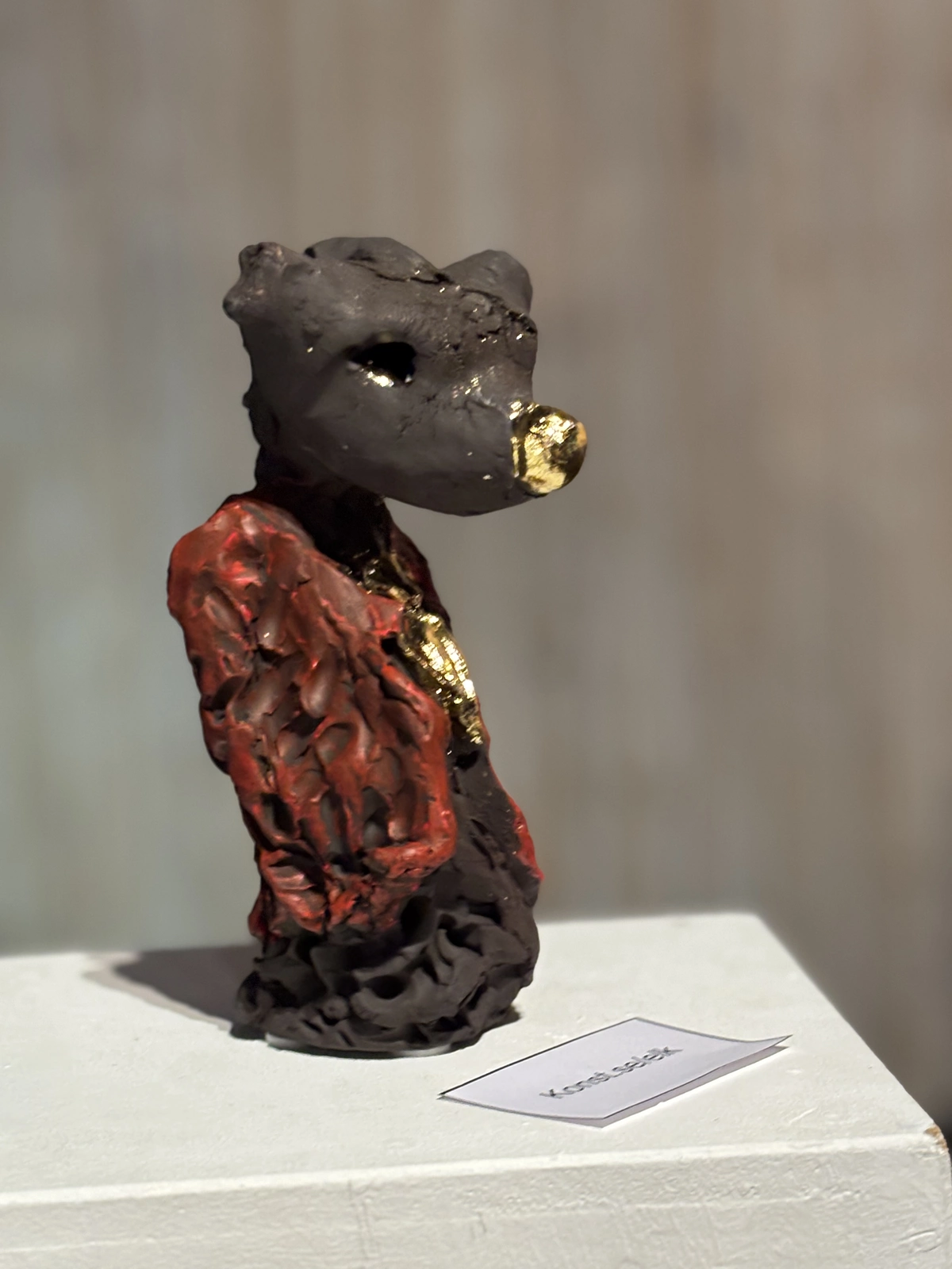 Skulptur Ständigt denna vessla av Evalena Elk Karlsson