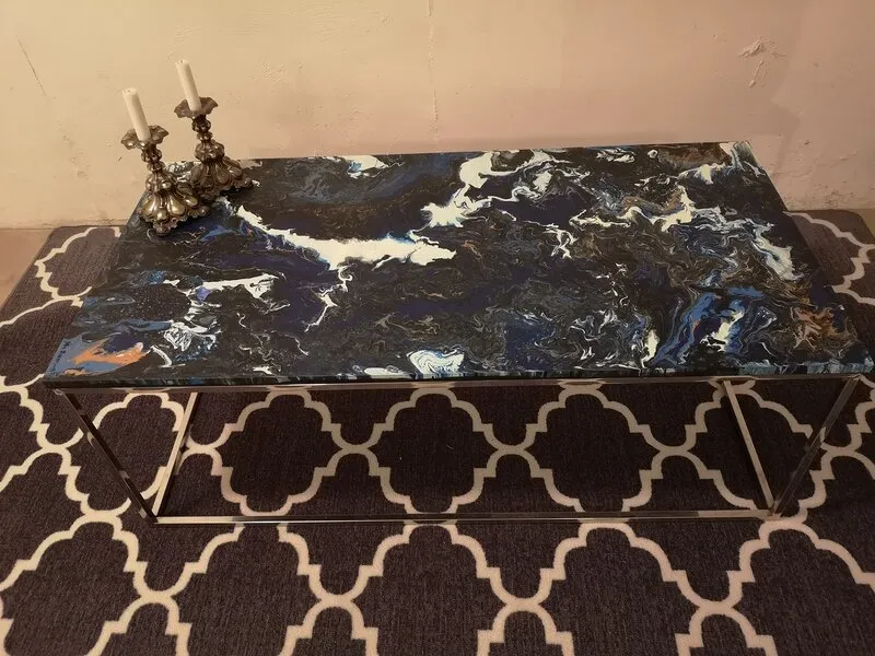 Akrylmålning Soffbord av Sofia Olsson