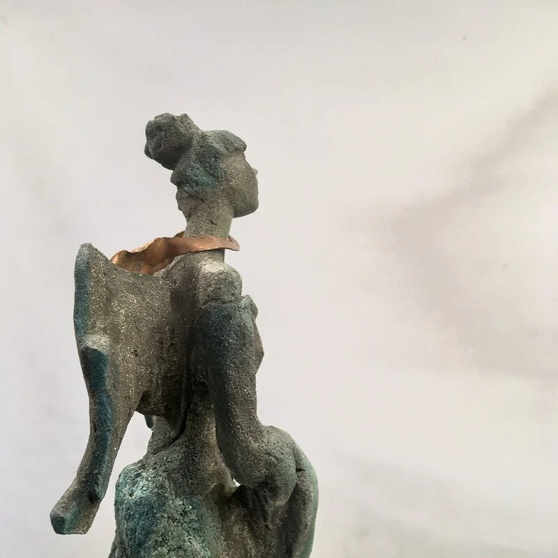 Skulptur Life is life av Evalena Elk Karlsson