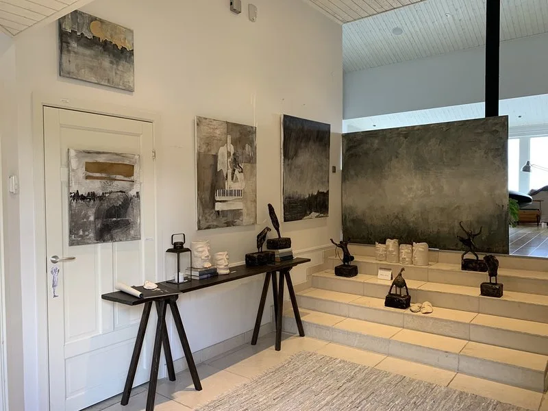 Akrylmålning KONSThallen i Tällberg av Malin Lidén