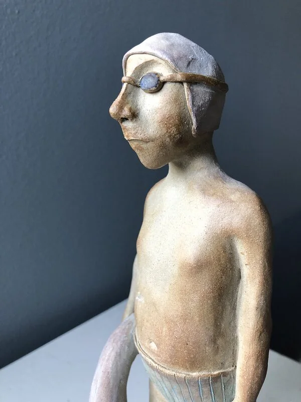 Skulptur Badpojke av Jenny Söderlund
