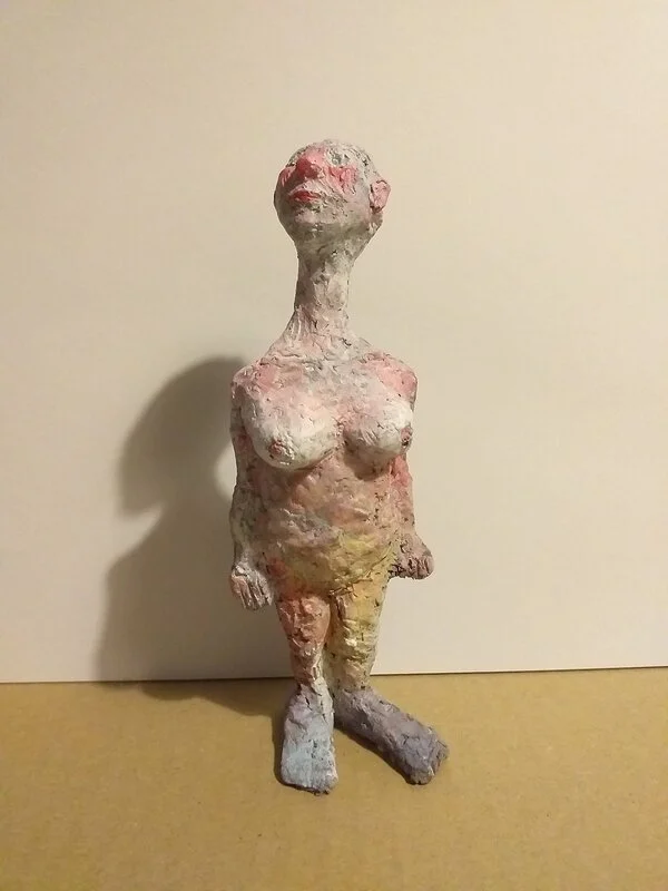 Skulptur Colourful lady av Joakim Sederholm