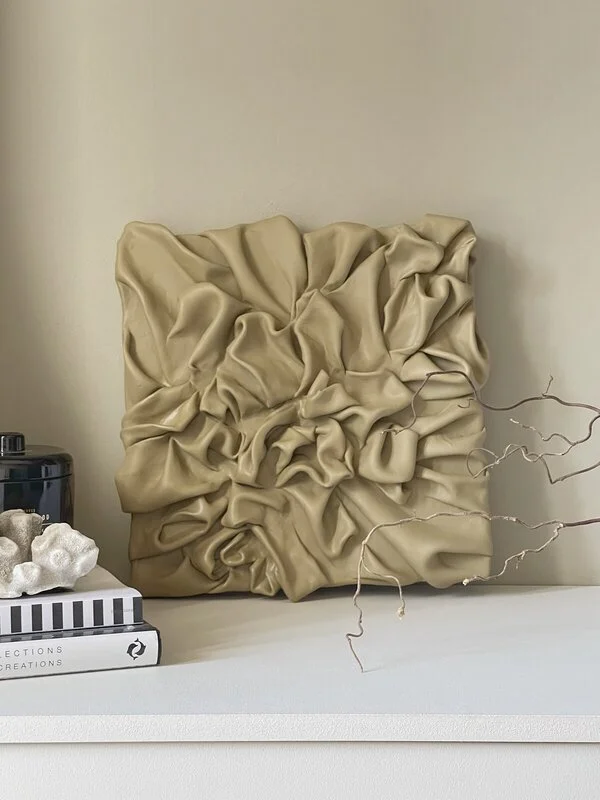 Skulptur New Beginning av Emelie Borglin