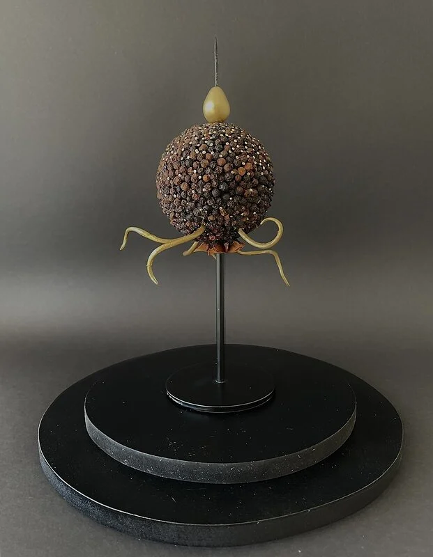 Skulptur Composition 8 av Carmen Paas