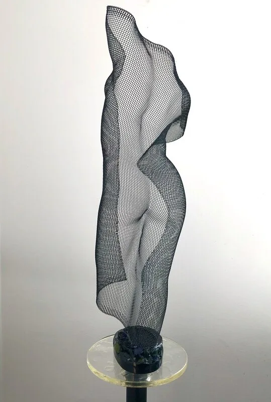 Skulptur Broken glas av Lena Nilson