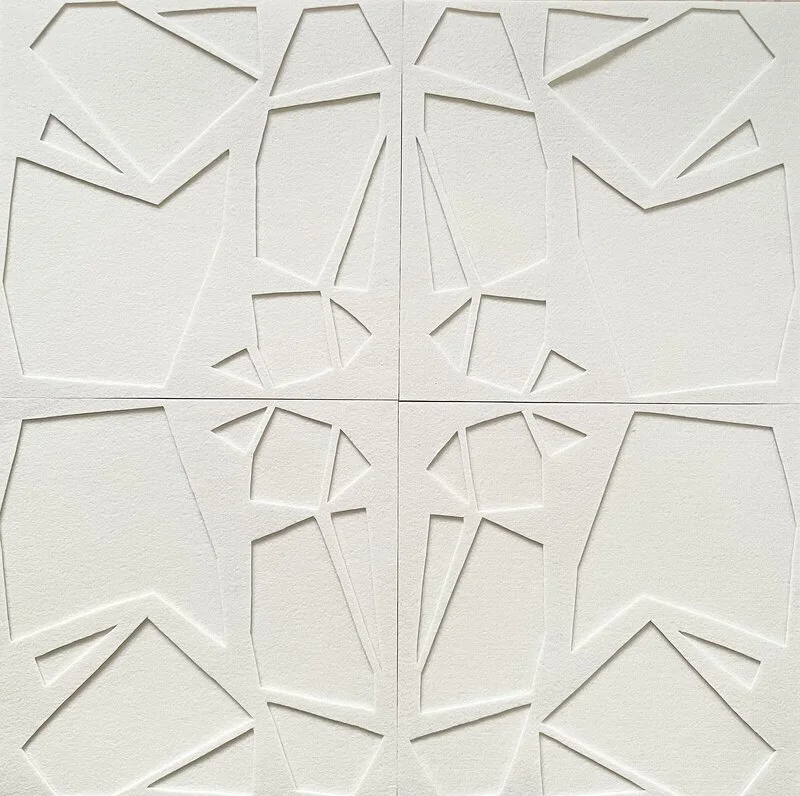Abstrakta, offwhite av Carola Wiklund