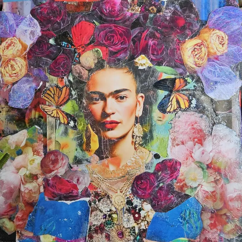 Frida entre las flores y mariposas.bland blommor och fjärilar. av Marta Monguillot
