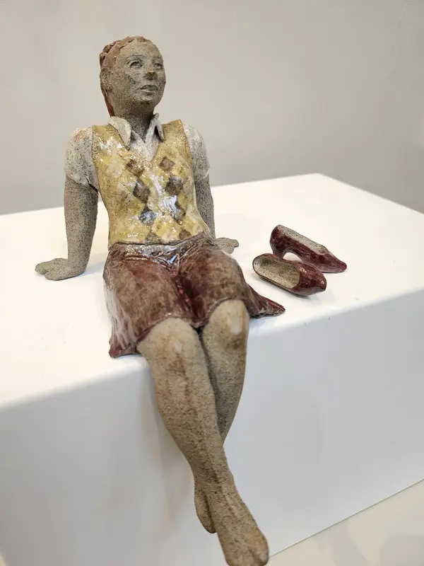 Skulptur Pausa av Lergaraget Susanna Sjödin